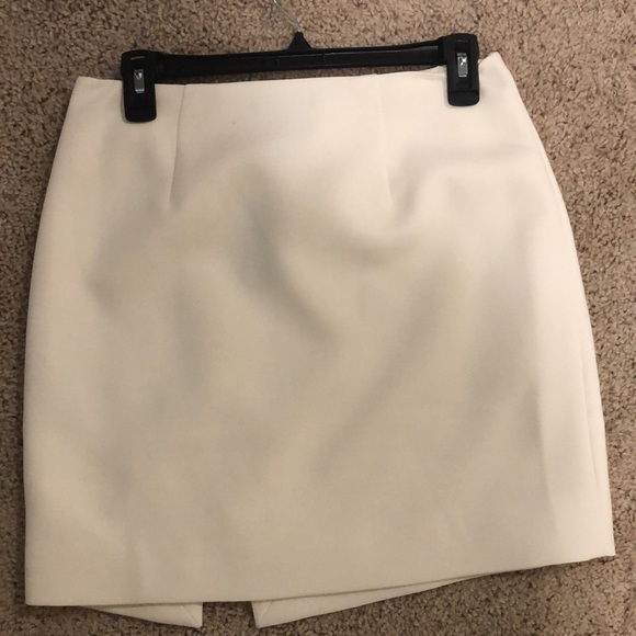 Skirt - Dressy - Picture 2 of 2